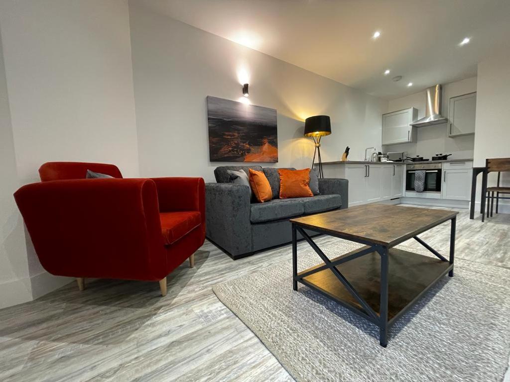 Kingsbridge Point - Cosy One Bed Apartments Near Town Centre, Swindon Exterior photo