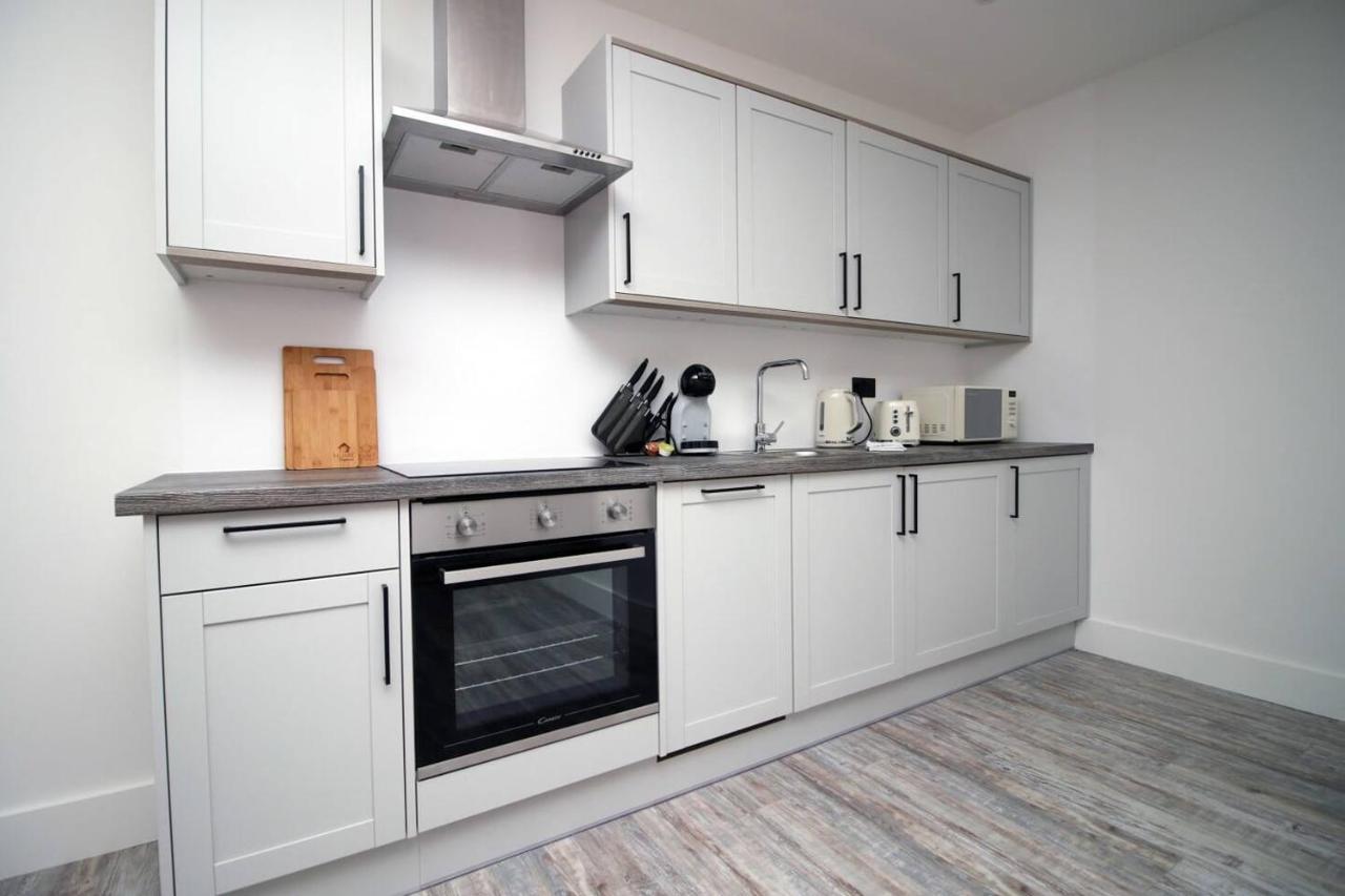 Kingsbridge Point - Cosy One Bed Apartments Near Town Centre, Swindon Exterior photo