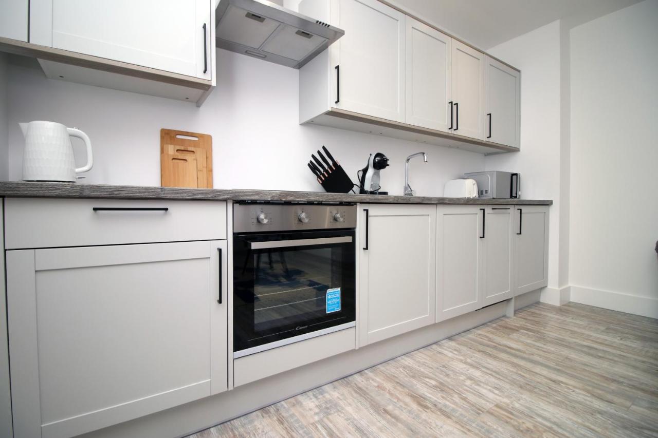 Kingsbridge Point - Cosy One Bed Apartments Near Town Centre, Swindon Exterior photo
